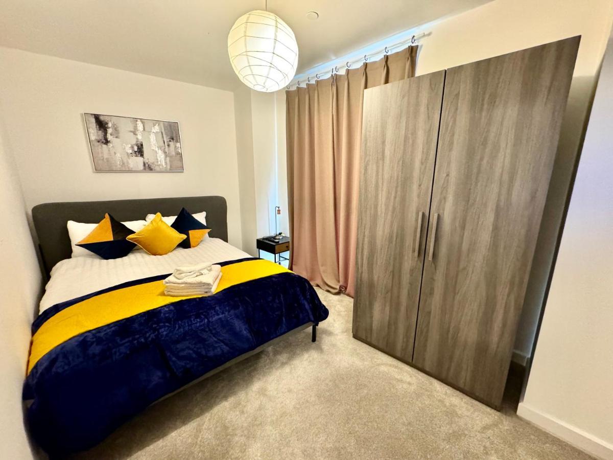 3Bedroom, 2Bathroom, Balcony,Luxury Flat Westfield Londres Exterior foto