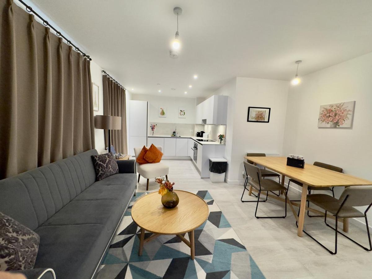 3Bedroom, 2Bathroom, Balcony,Luxury Flat Westfield Londres Exterior foto