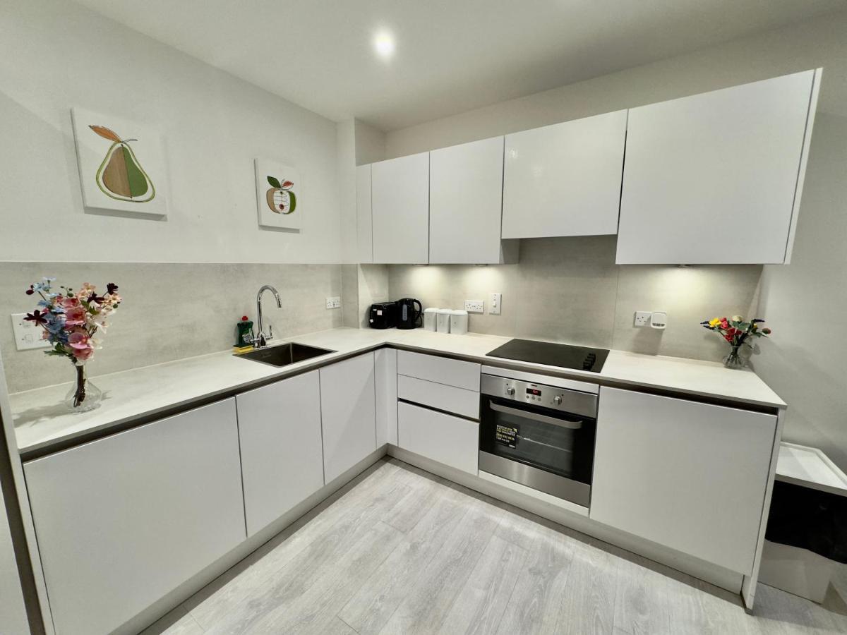 3Bedroom, 2Bathroom, Balcony,Luxury Flat Westfield Londres Exterior foto